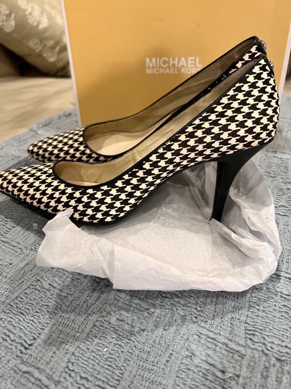MICHAEL Michael Kors Black & White Houndstooth Pointed Toe Pumps